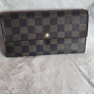 Louis Vuitton Checkered Wallet - Black and Brown